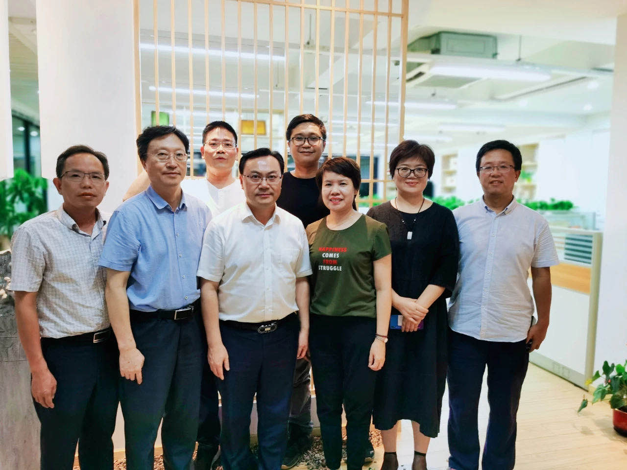 中國工程院劉仲華院士一行到訪(fǎng)浙茶集團陳泰昌公司